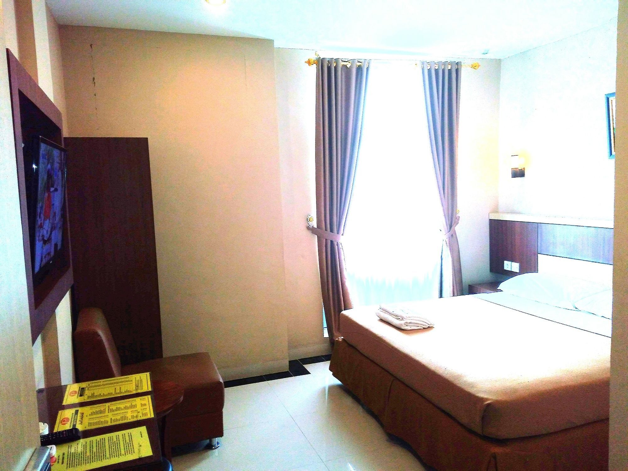 Hotel Parma Paus Пеканбару Екстериор снимка